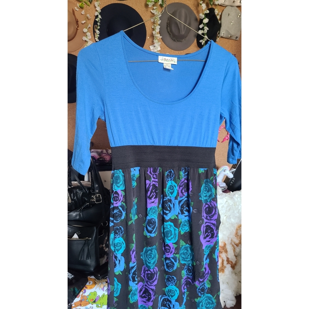 Blue 3/4 Sleeve elastic belted floral dress